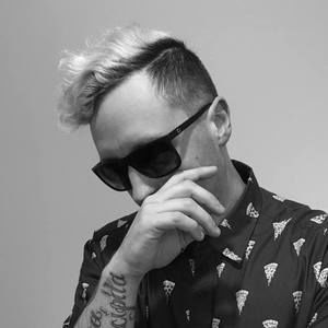 Meet your Posher, Walter